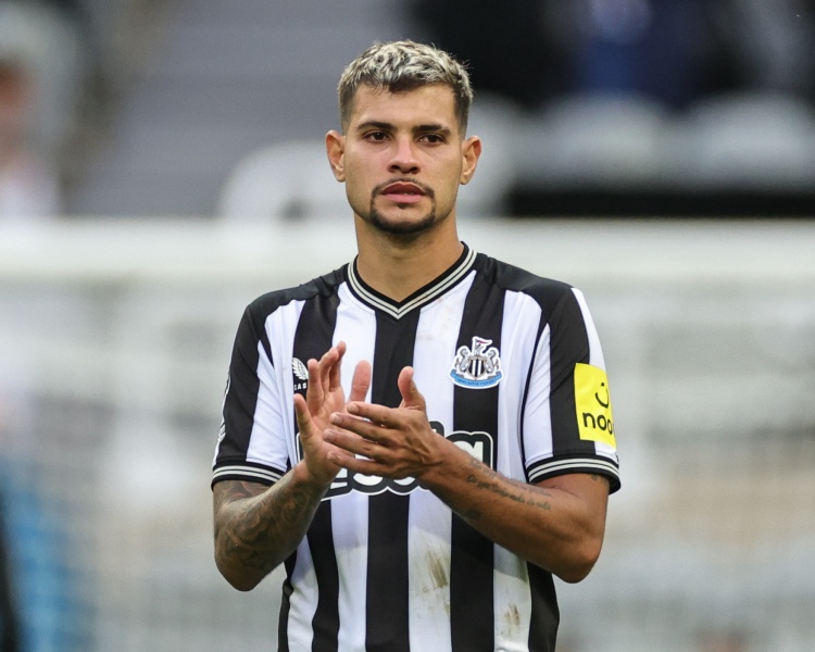 hth直播中心-邮报：吉马良斯随纽卡出征巴黎，他缺阵时球队已4年没在英超取胜